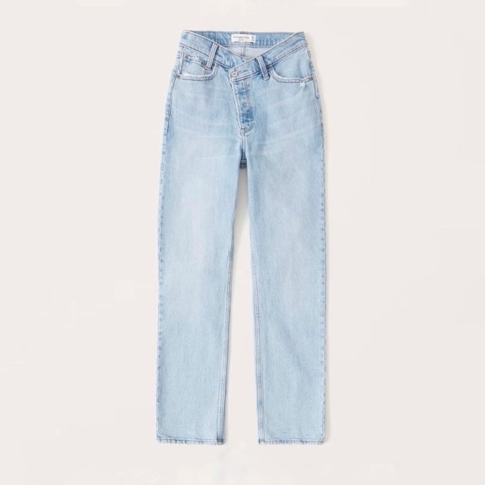 A&F The Dad High Rise Crossover Jeans